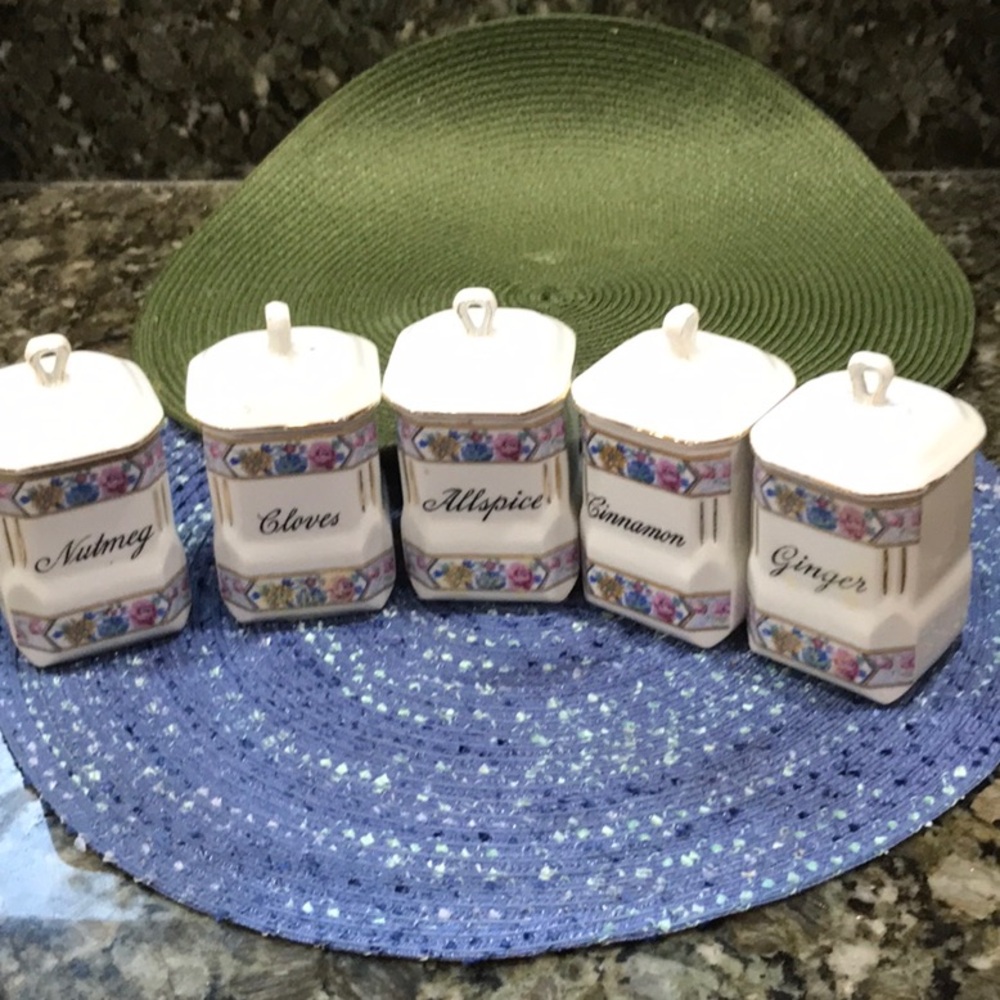 Delightful vintage spice jars made in Czechoslovakia